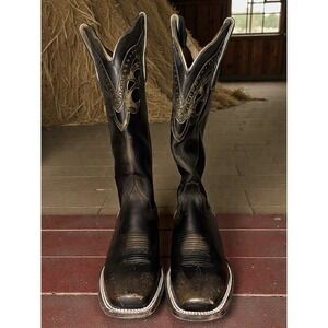 Idyllwind Black Western Equestrian Boots with Decorative Stitching, Square Toe